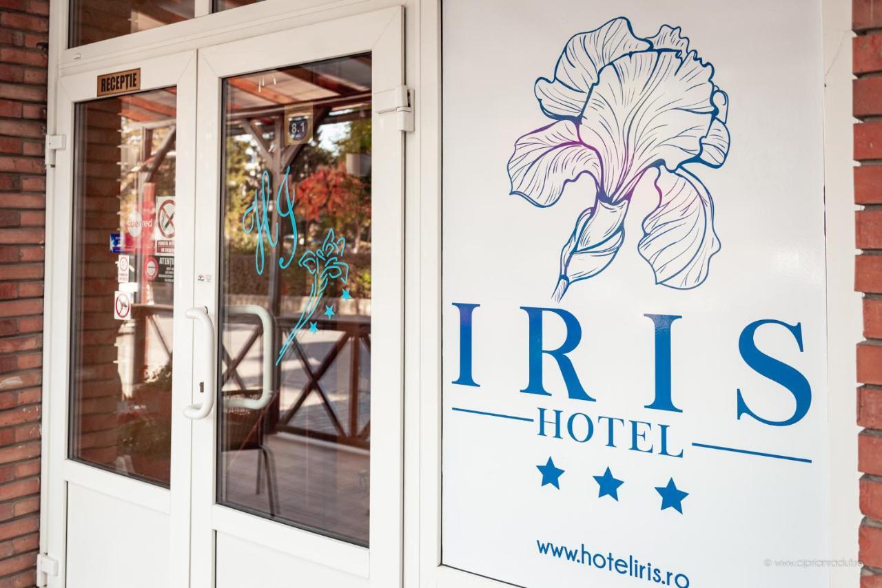Hotel Iris Tirnaveni Экстерьер фото